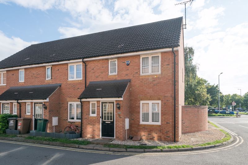 3 bed terraced house for sale in Franklins, Maple Cross WD3 Zoopla