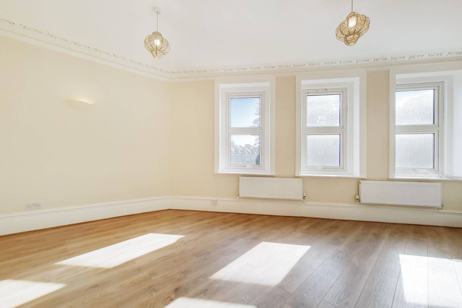 1 bed flat for sale in Brixton Hill, Brixton Hill, London SW2 Zoopla