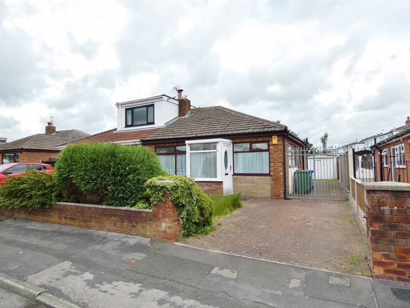 2 bed bungalow for sale in Lamaleach Drive, Freckleton, Preston PR4