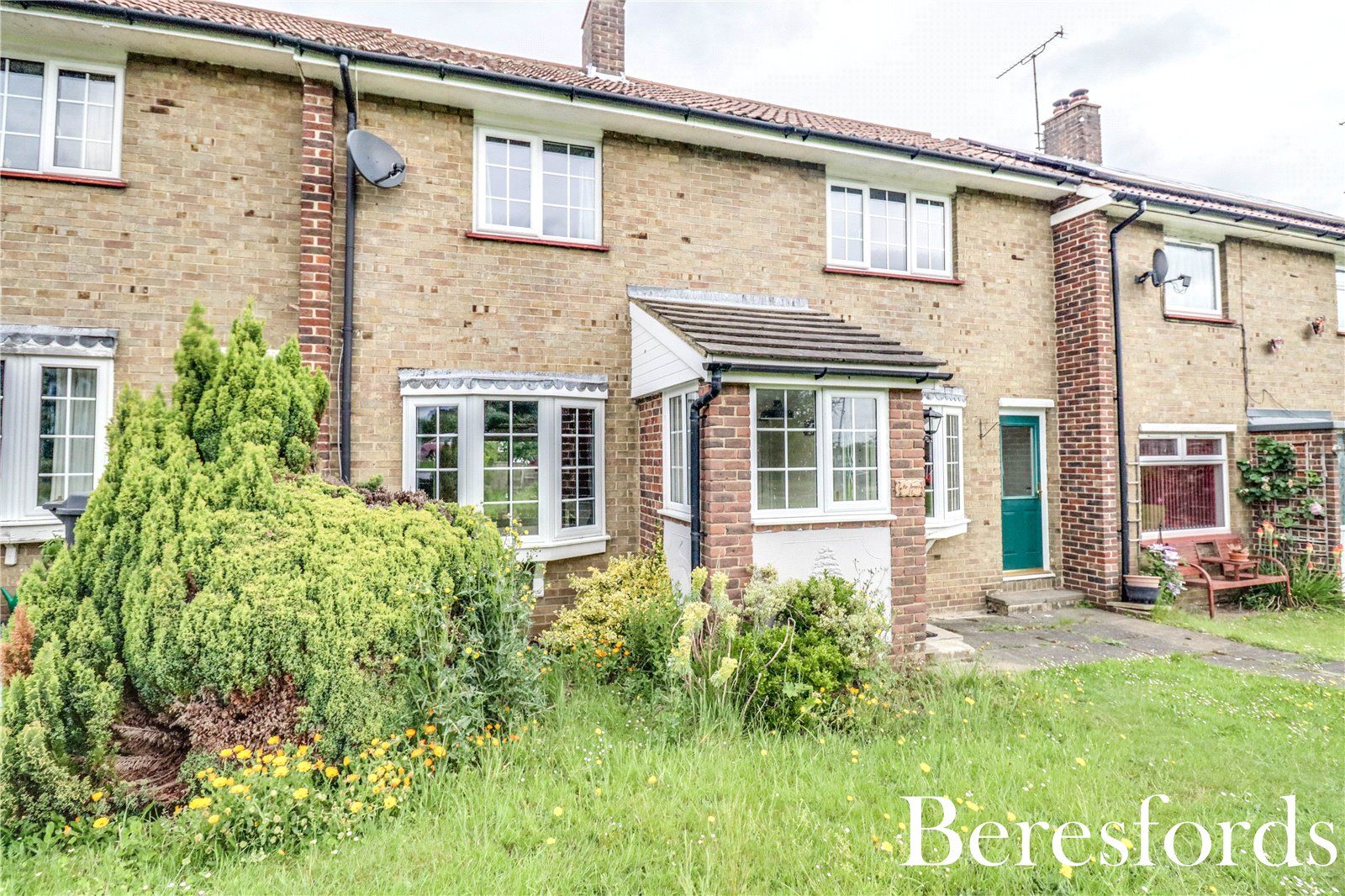 3 bed terraced house for sale in Middlemead, West Hanningfield CM2 Zoopla