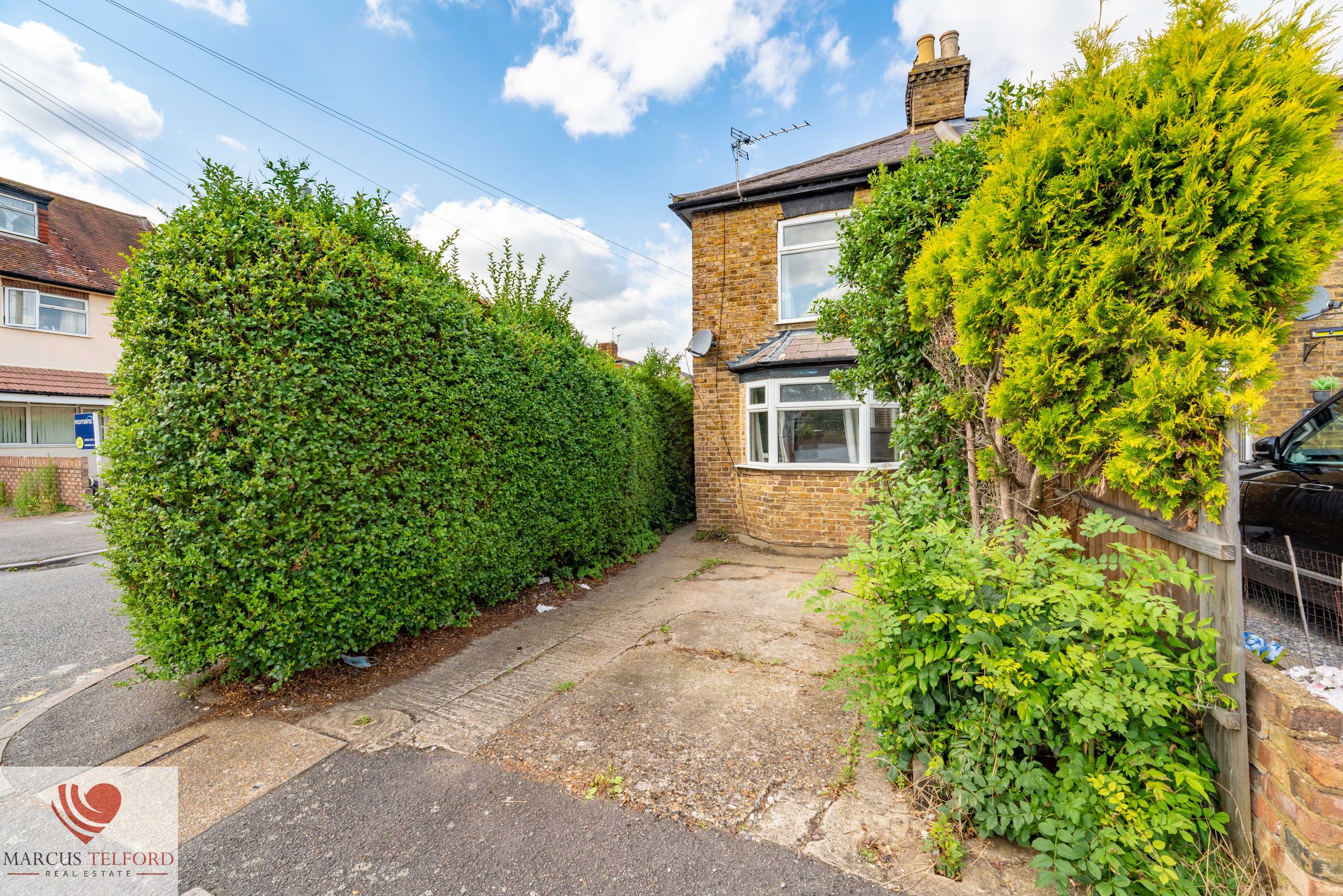 New Road, Uxbridge UB8  