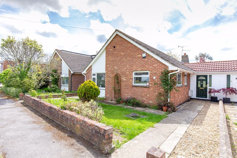 3 bed linkdetached house for sale in Grenfield Court, Emsworth PO10