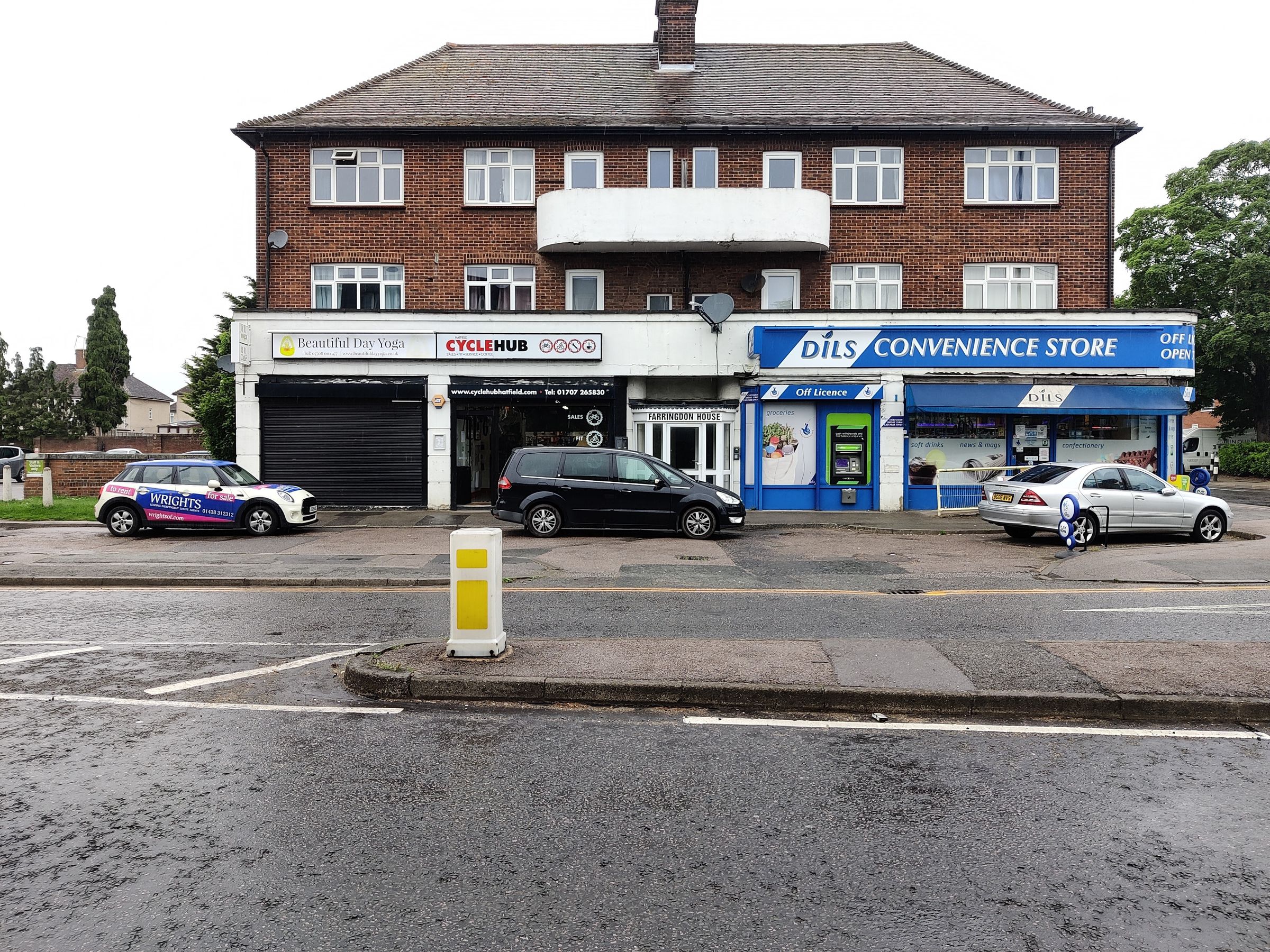 3 bed to rent in The Parade, St. Albans Road East, Hatfield