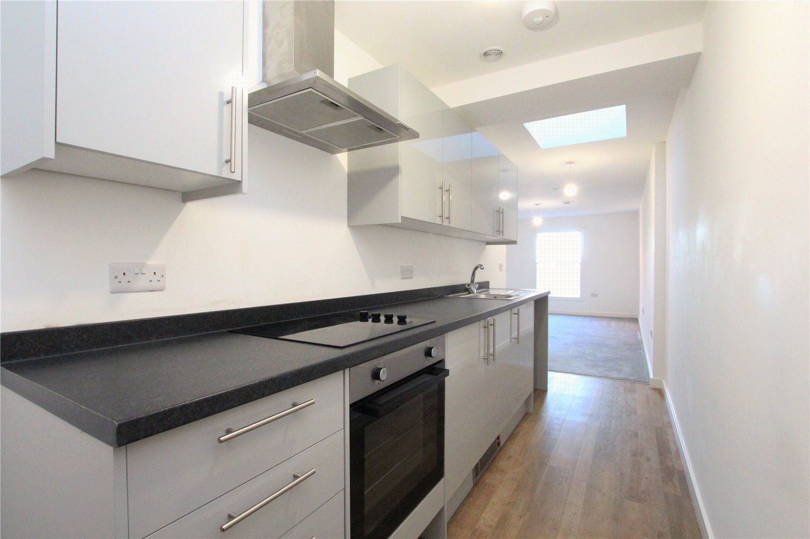 Studio to rent in Chatsworth Road, Worthing, West Sussex BN11 Zoopla