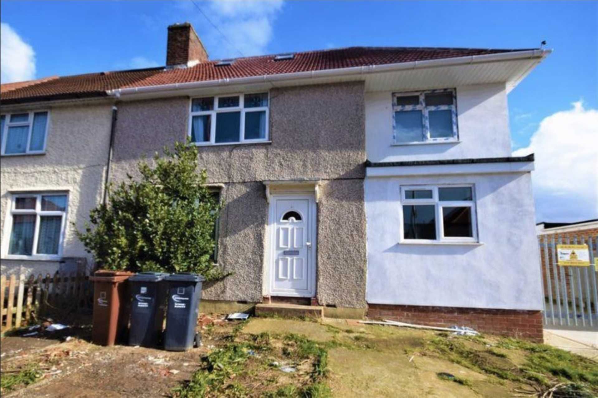 Studio to rent in Hunters Hall Road, Dagenham RM10 Zoopla