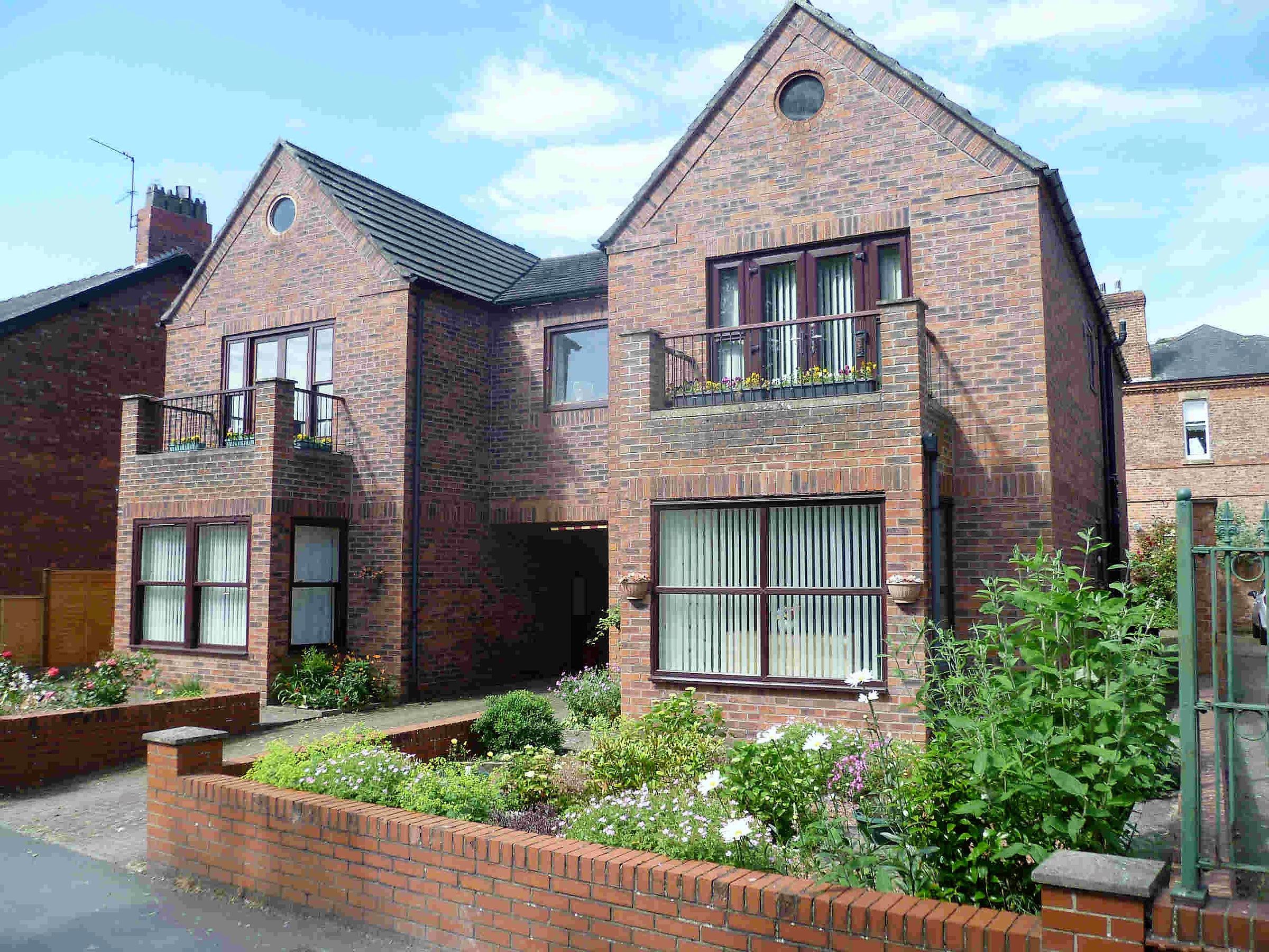 2 bed flat for sale in Thirsk Road, Northallerton DL6 Zoopla