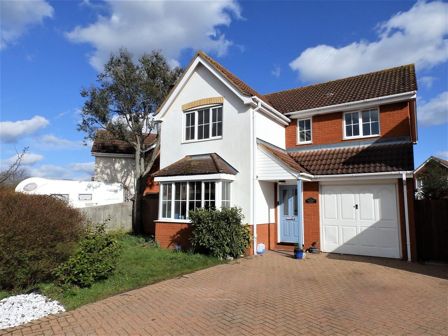 4 bed detached house for sale in Kelvedon Drive, Rushmere St. Andrew