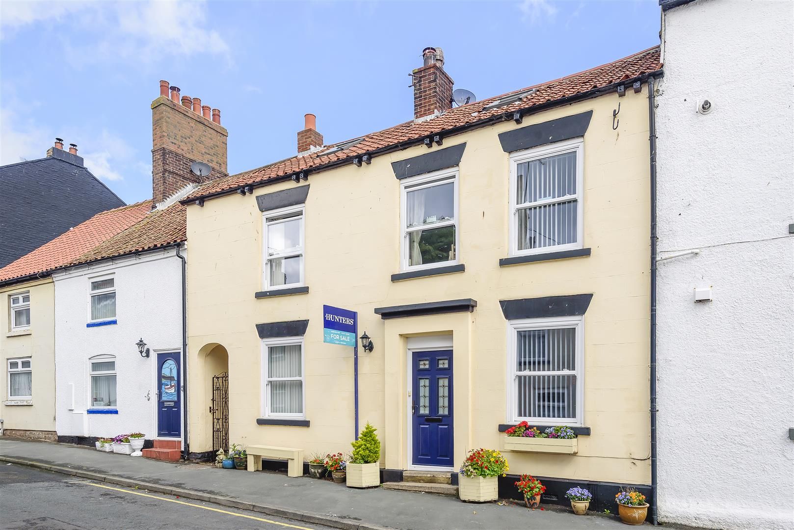3 bed cottage for sale in Queen Street, Filey YO14 Zoopla