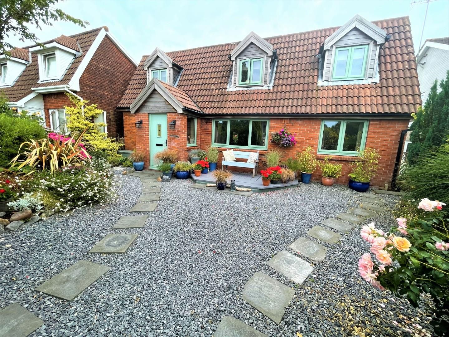3 bed detached house for sale in Copley, Swansea SA3 Zoopla