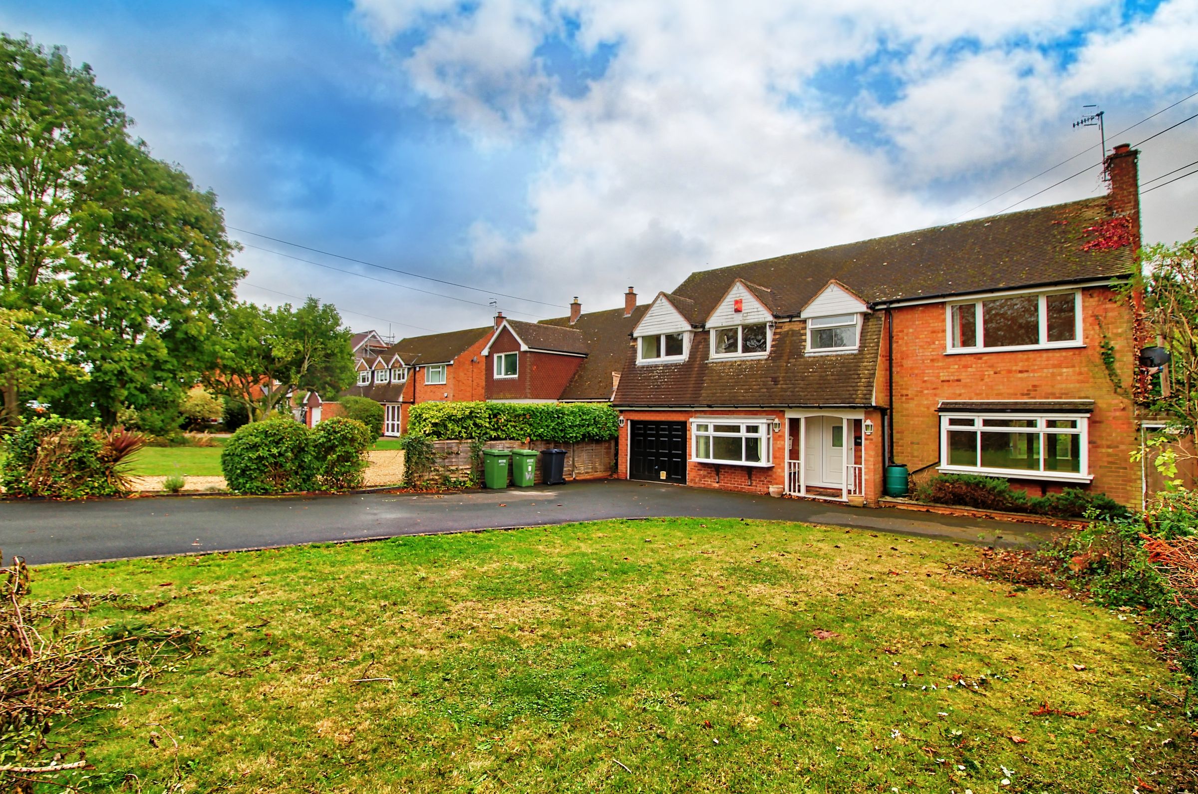 4 bed detached house for sale in New Road, Cutnall Green, Droitwich WR9 ...