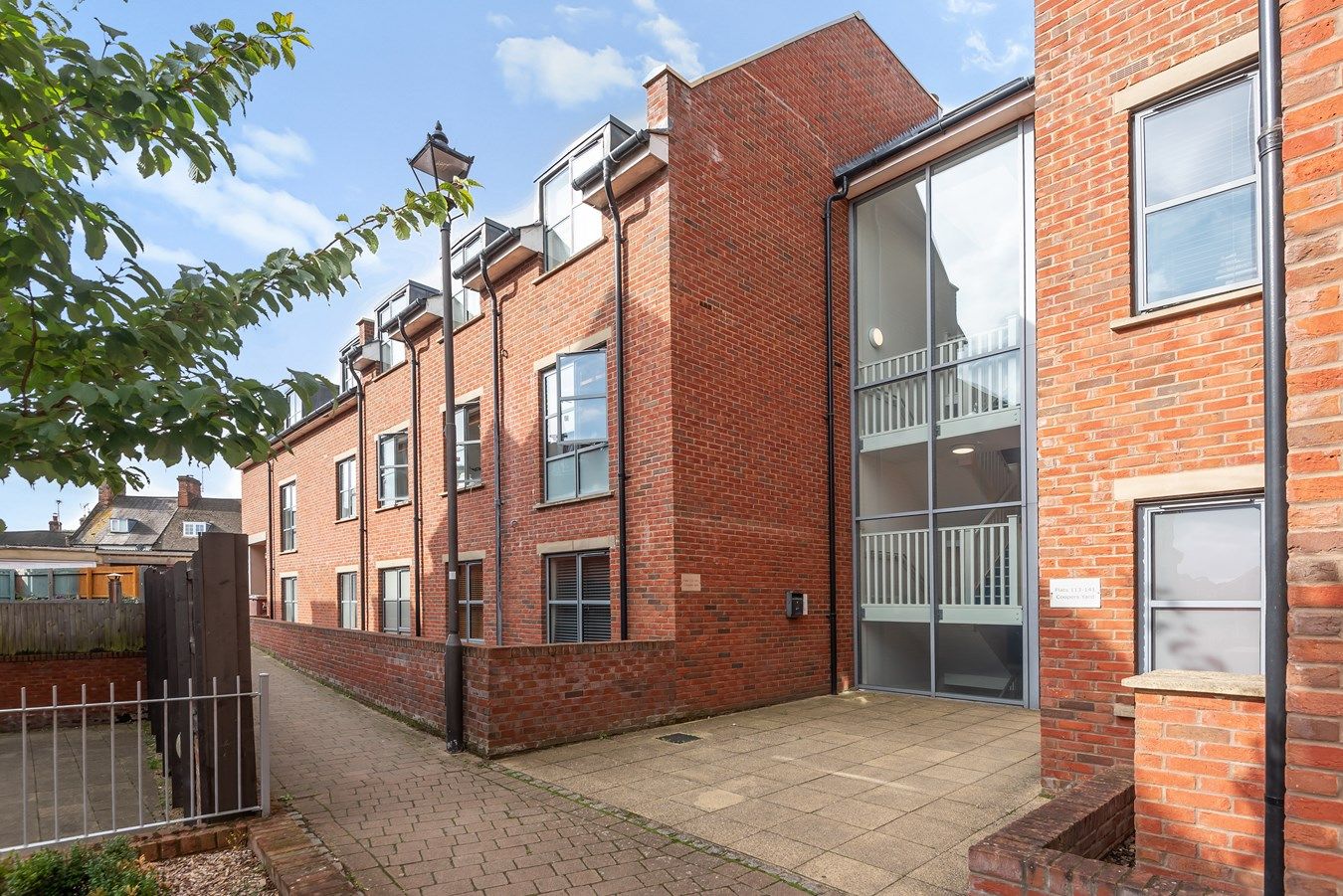 2 bed flat for sale in Coopers Yard, Hitchin SG5 Zoopla