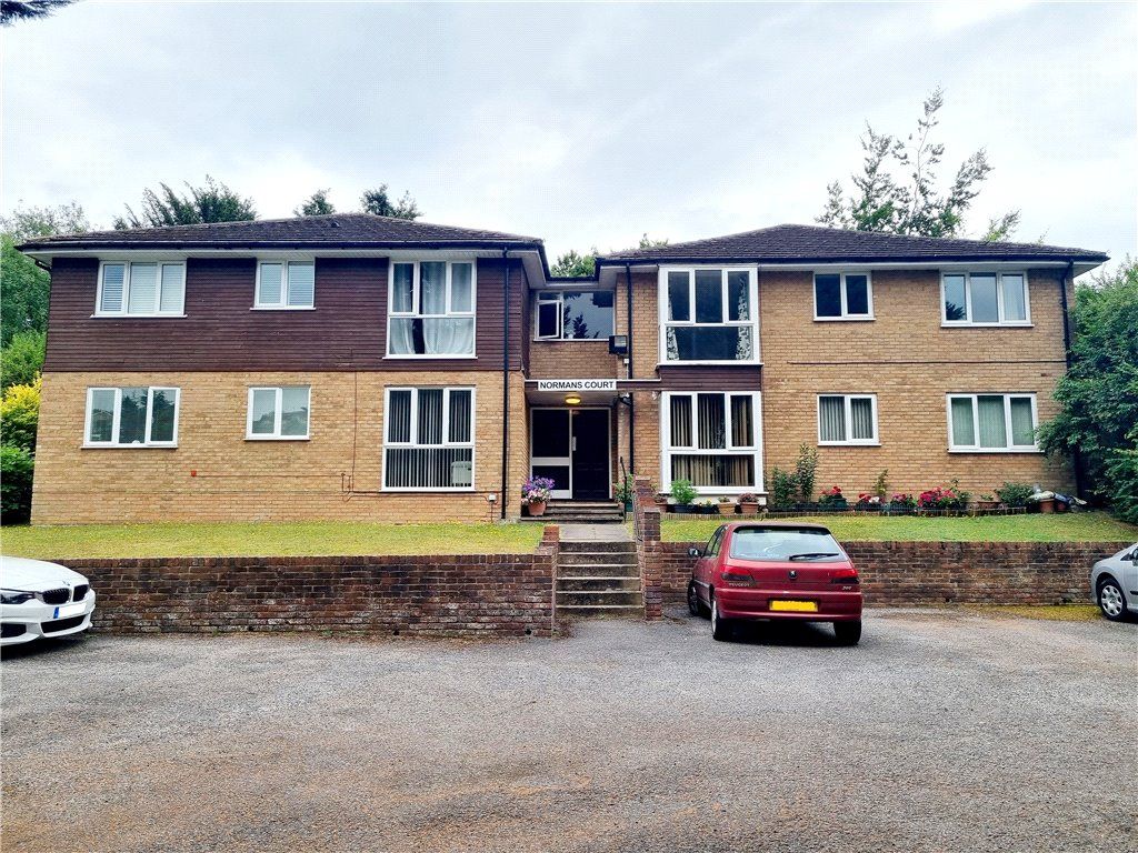 2 bed flat for sale in Micklefield Road, High HP13 Zoopla