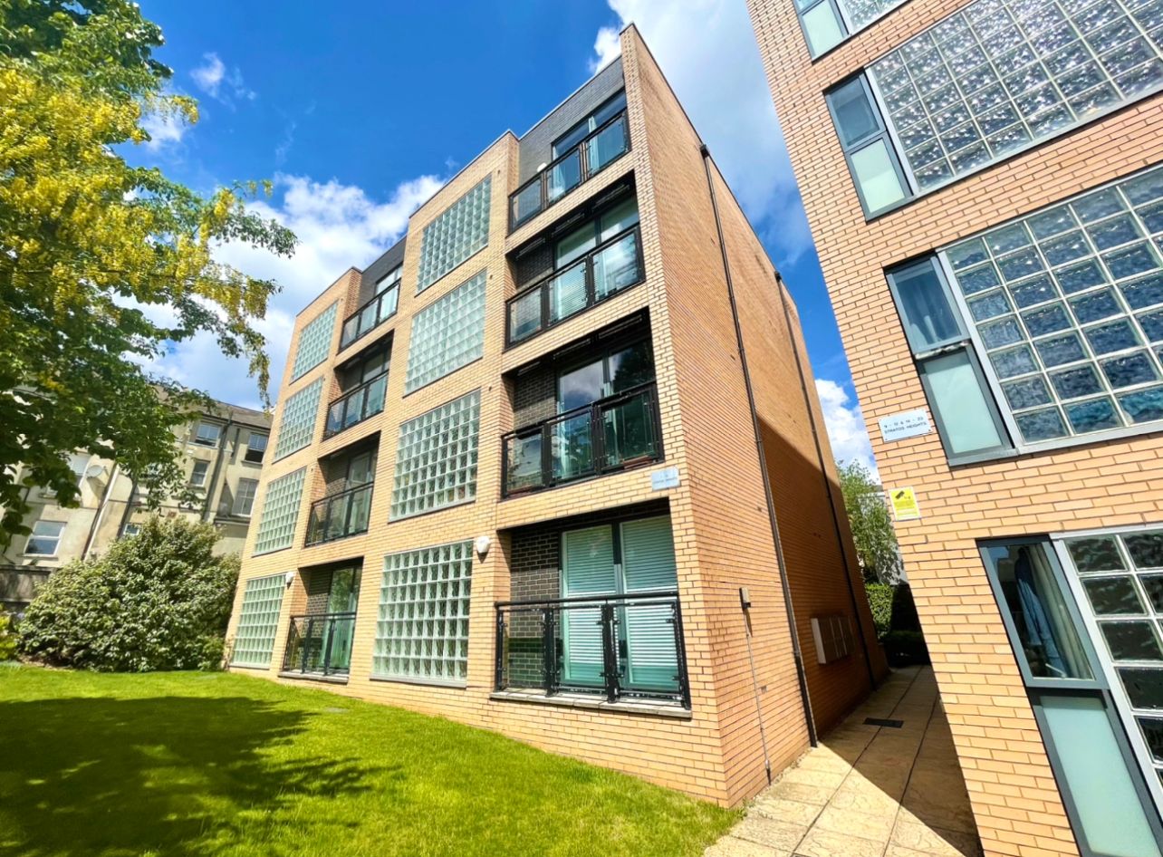 Stratos Heights, Milestone Road, Crystal Palace SE19  