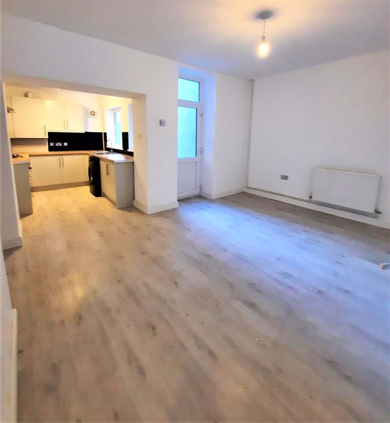 3 bed terraced house to rent in Ritson Street, Briton Ferry, Neath SA11