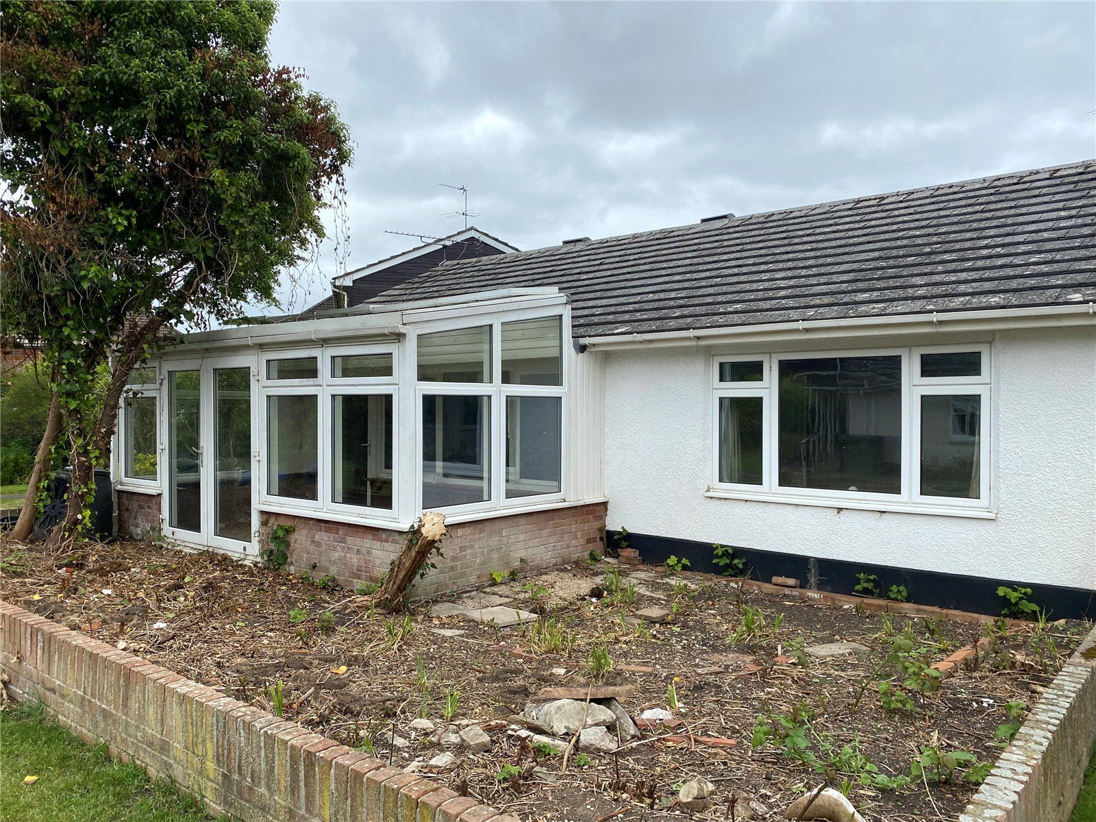 2 bed bungalow for sale in Lansdowne Gardens, Romsey SO51 Zoopla