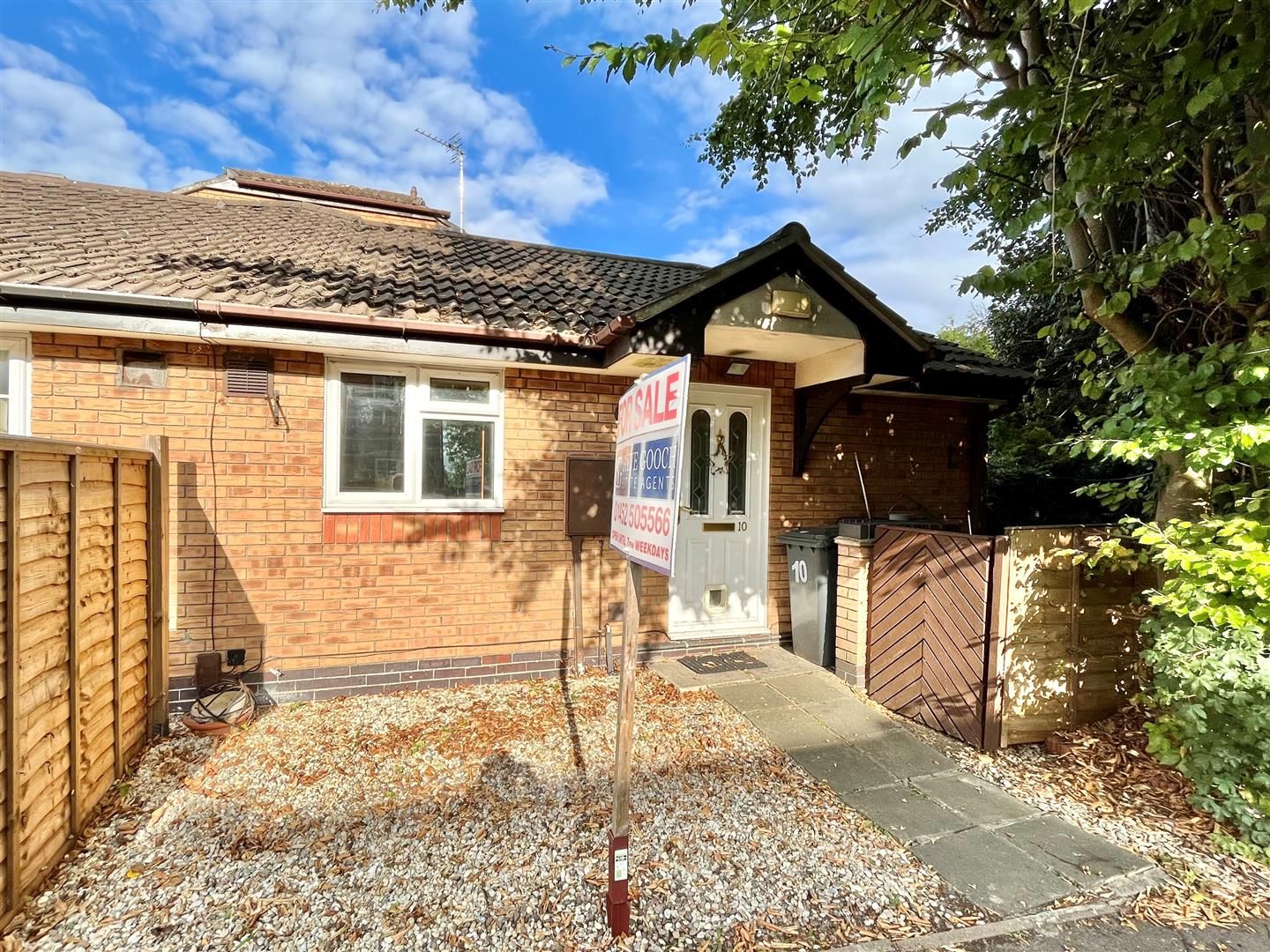 1 bed bungalow for sale in Canning Road, Longlevens, Gloucester GL2