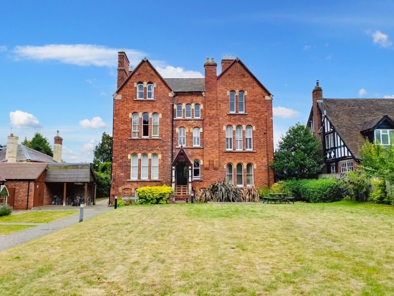 2 bed flat for sale in Broomy Hill, Hereford HR4 Zoopla