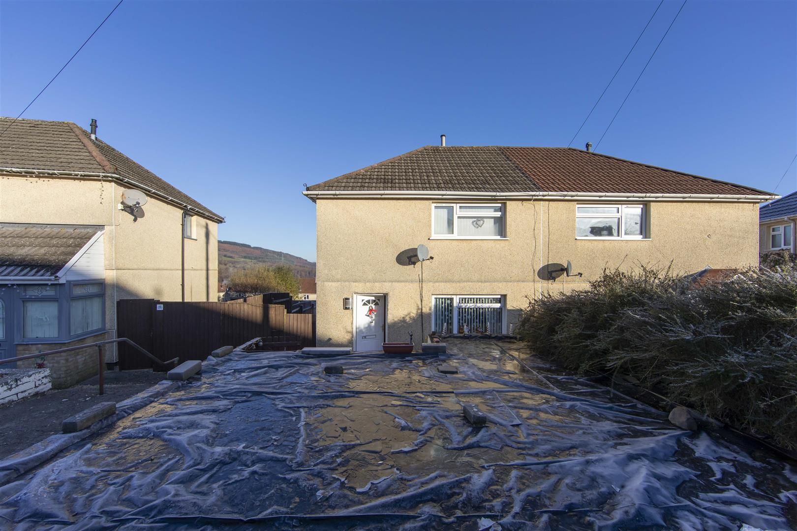 2 bed semidetached house for sale in High View Way, Glyncoch