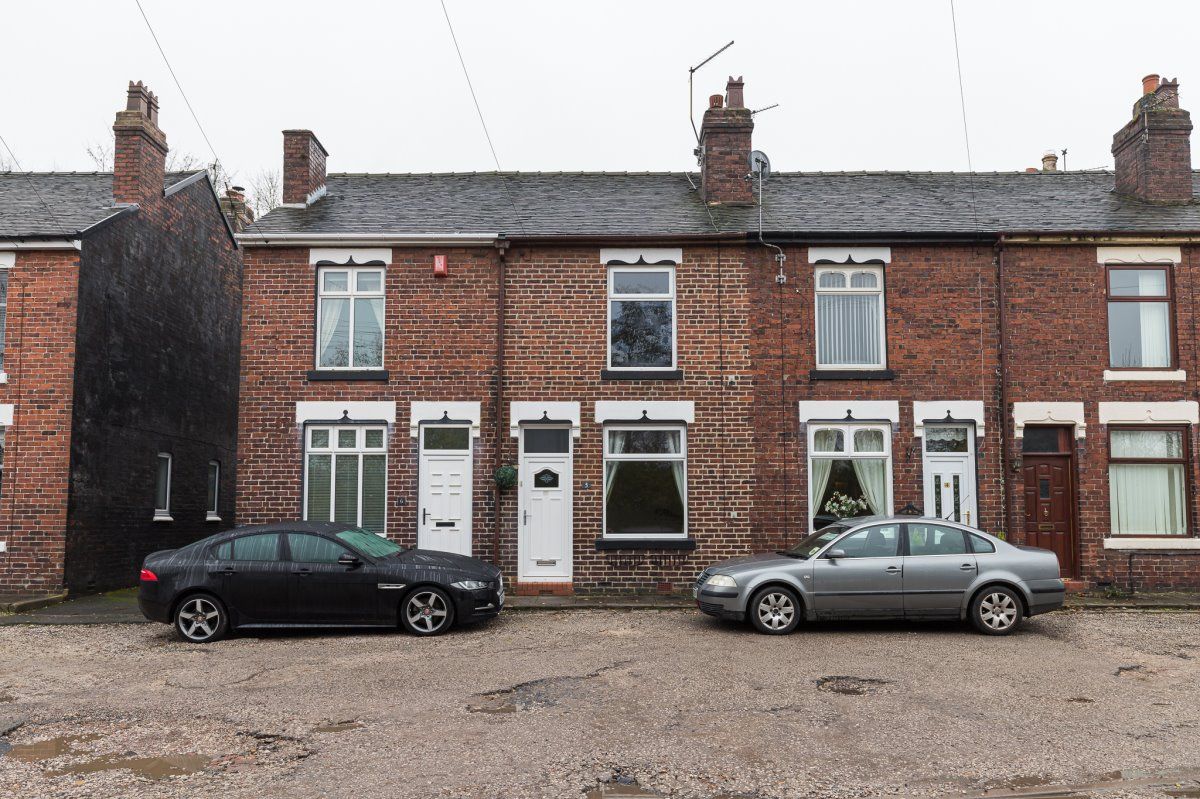 3 bed terraced house to rent in Mount Pleasant, Kidsgrove, StokeOn