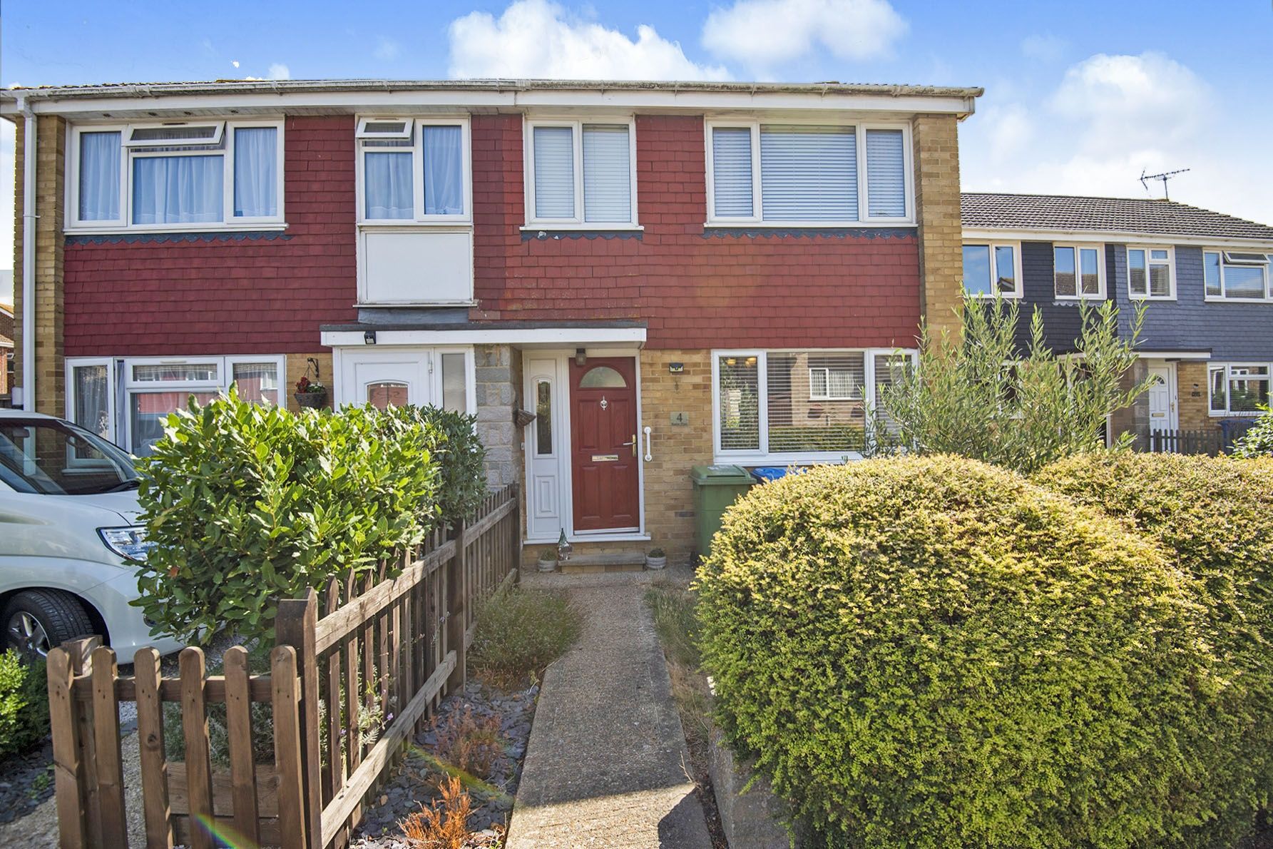 3 bed semidetached house for sale in Barler Place, Queenborough ME11