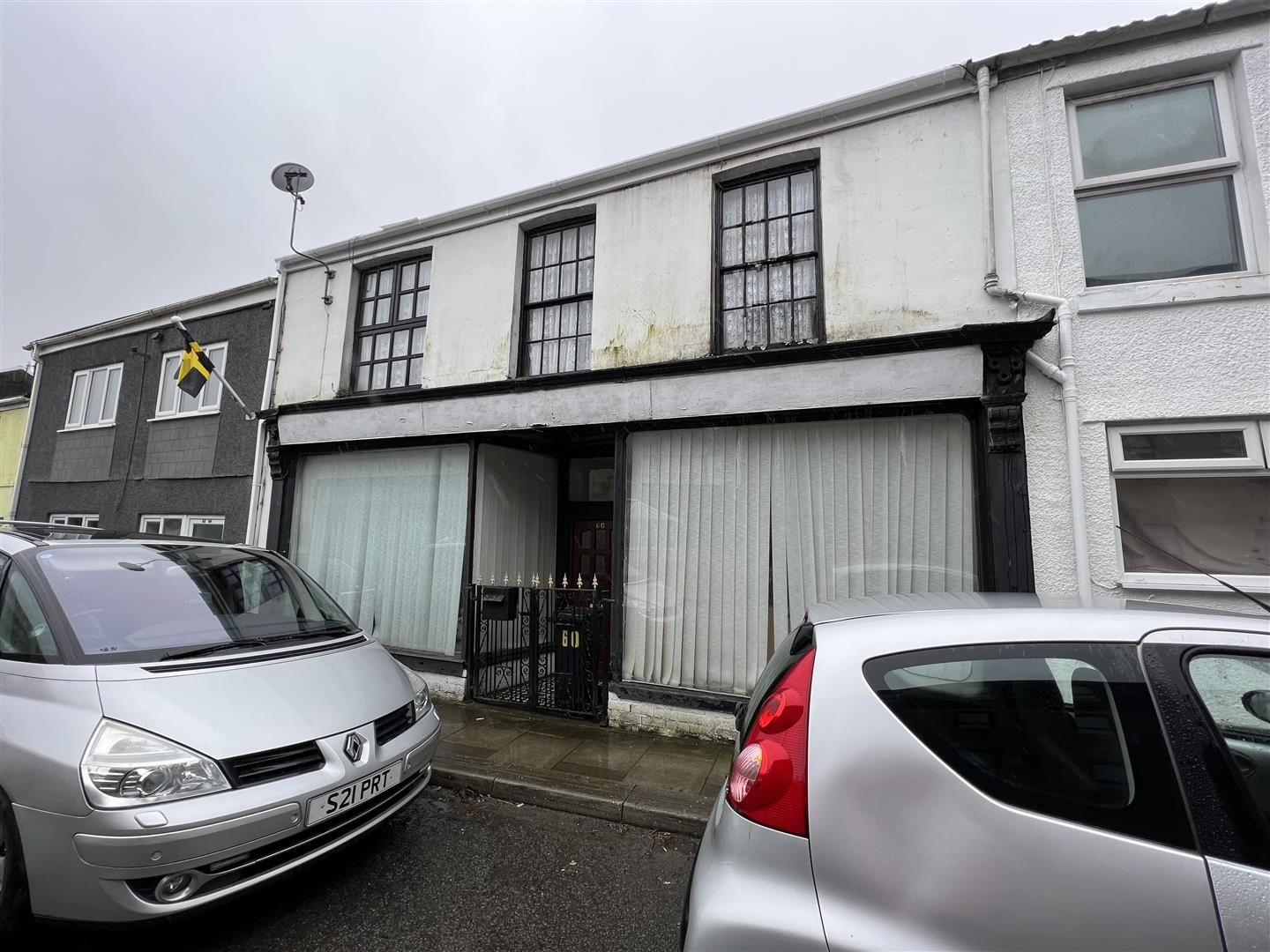2 bed property for sale in Commercial Street, Ystalyfera, Swansea SA9