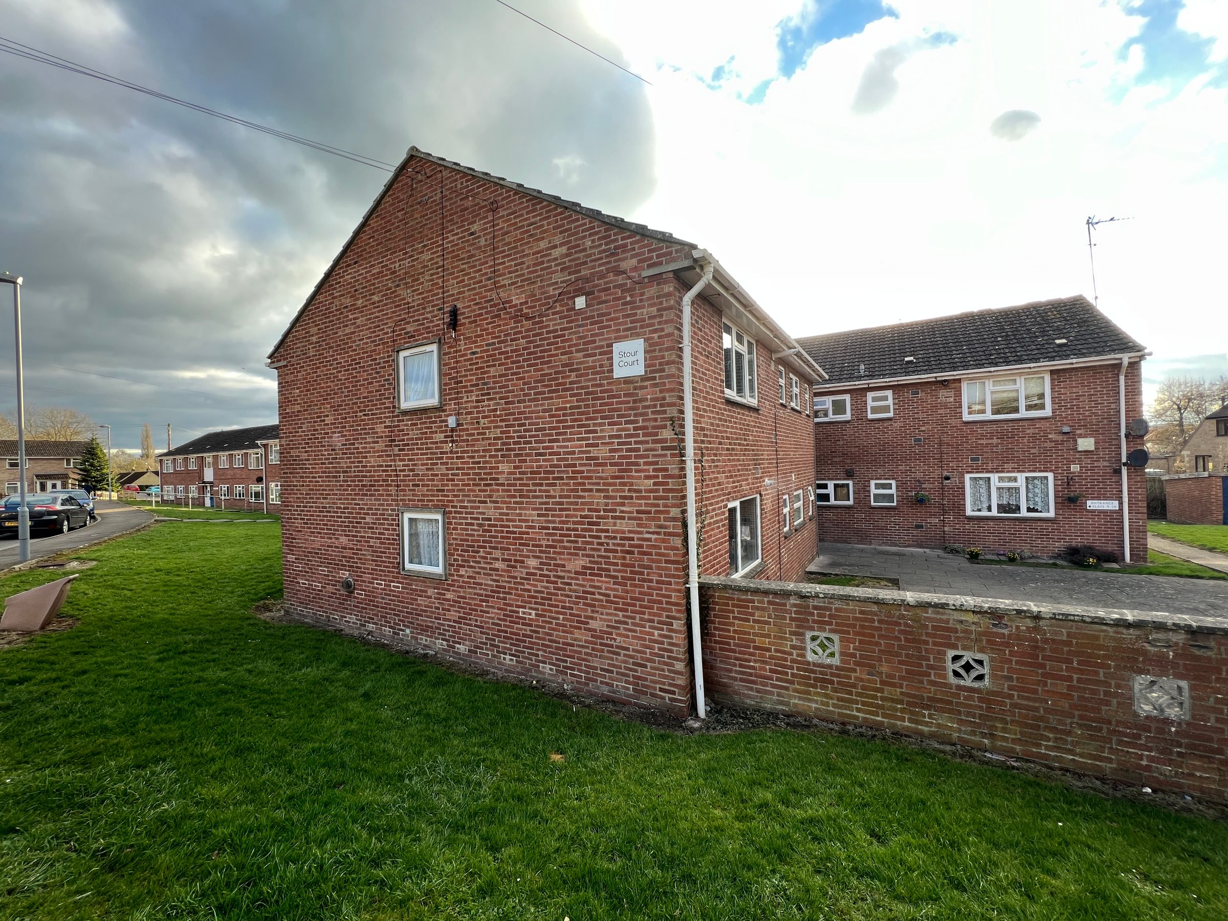 2 bed flat to rent in Hyde Road, Gillingham SP8 Zoopla