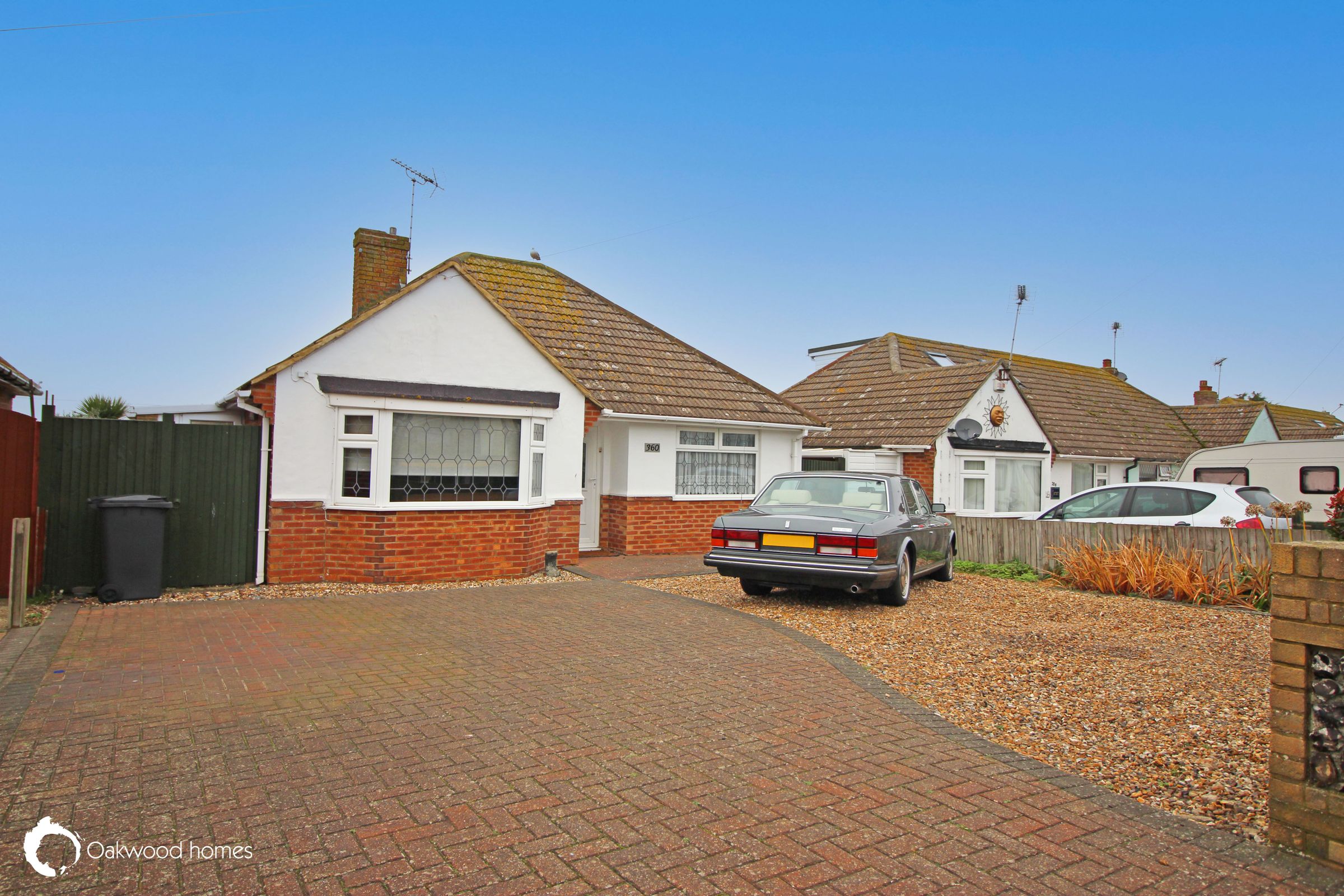 3 bed detached bungalow for sale in Court Mount, Canterbury Road