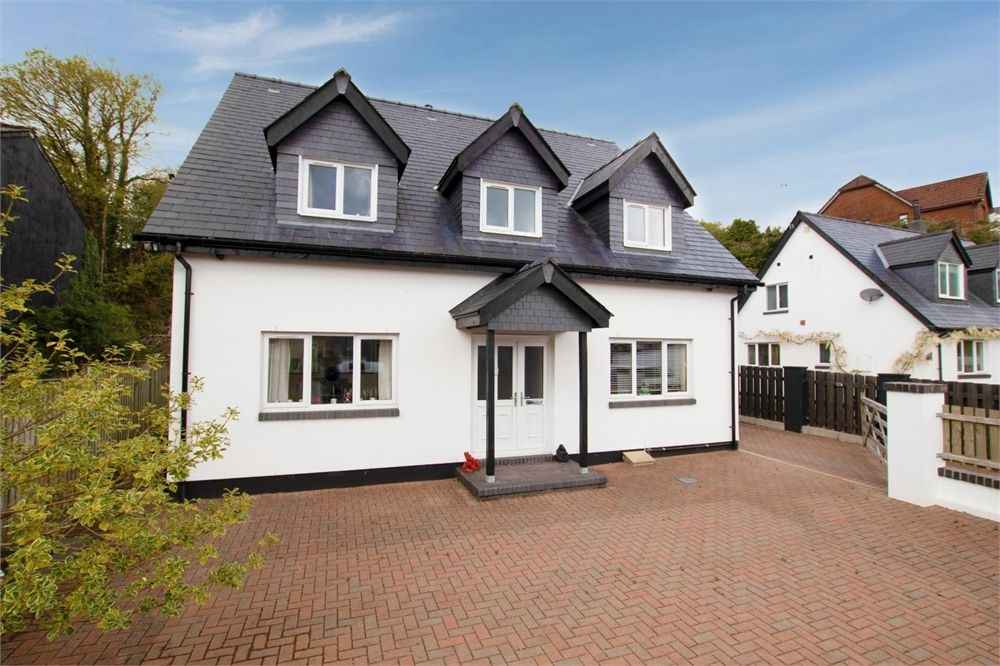 High Street, Blackwood, Caerphilly NP12  