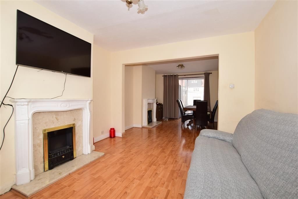 Lexden Road, Mitcham, Surrey CR4  