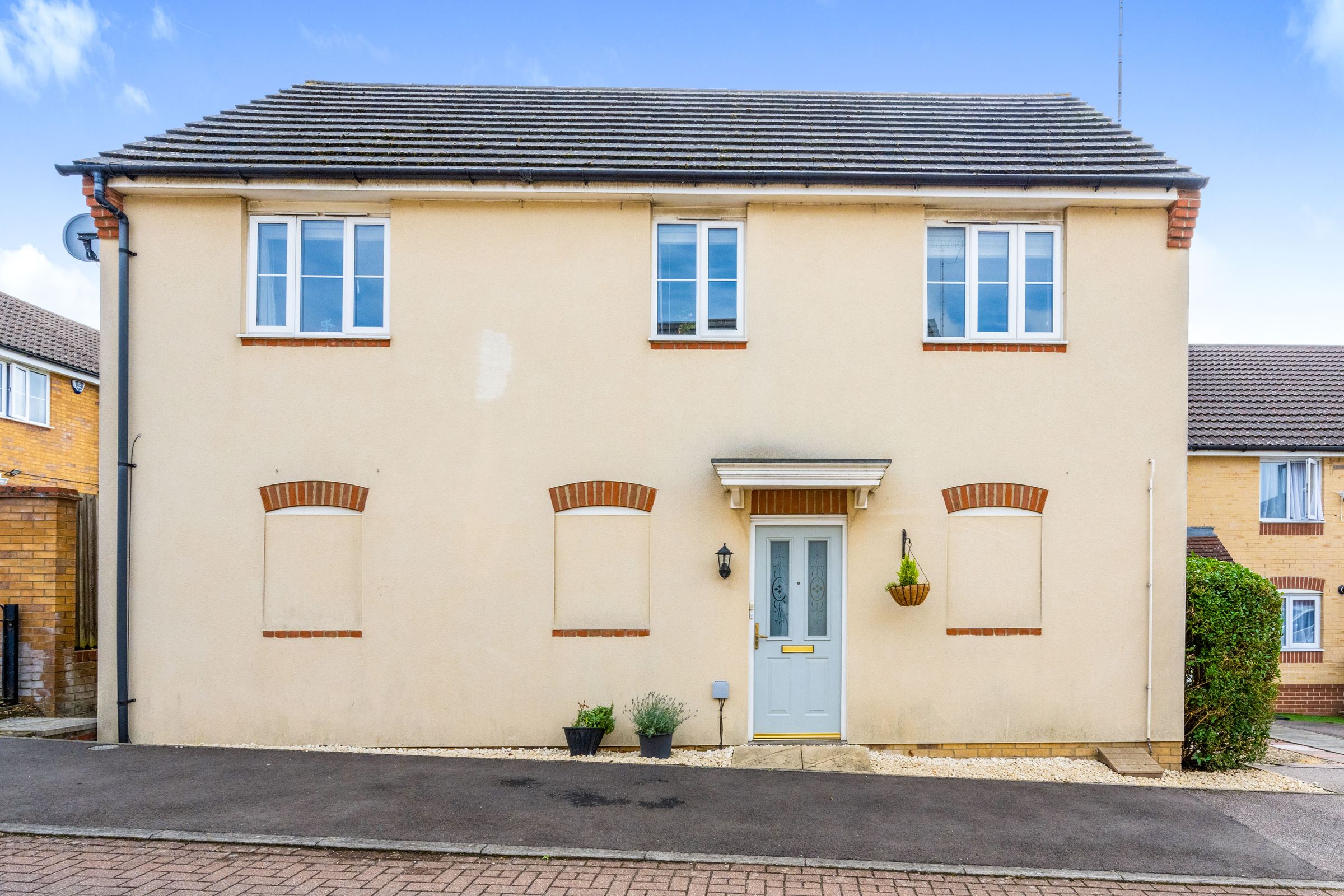 2 bed property for sale in Draper Way, Leighton Buzzard LU7 Zoopla
