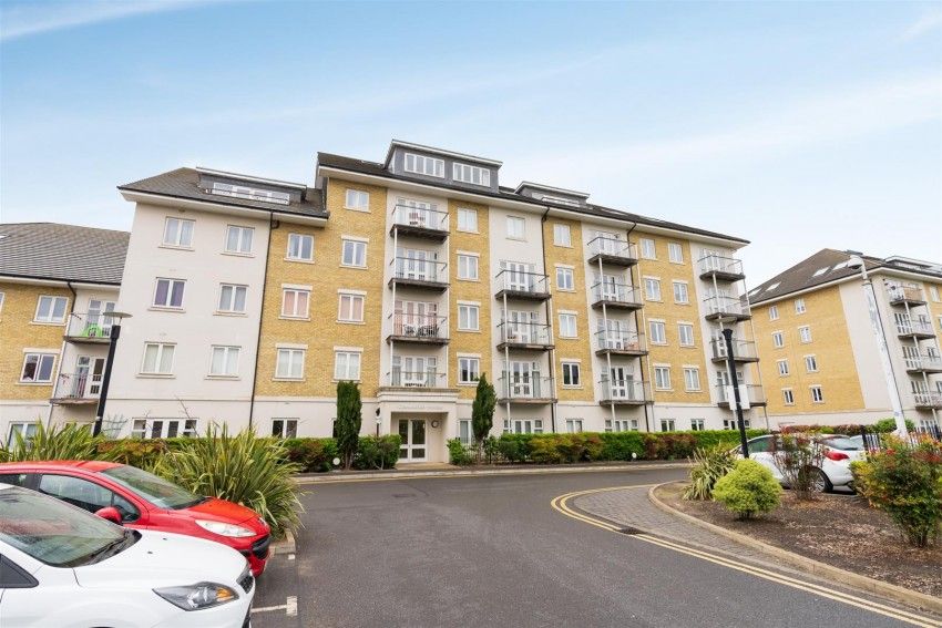 New home, 2 bed flat for sale in 13 Arlington House, 1 Park Lodge