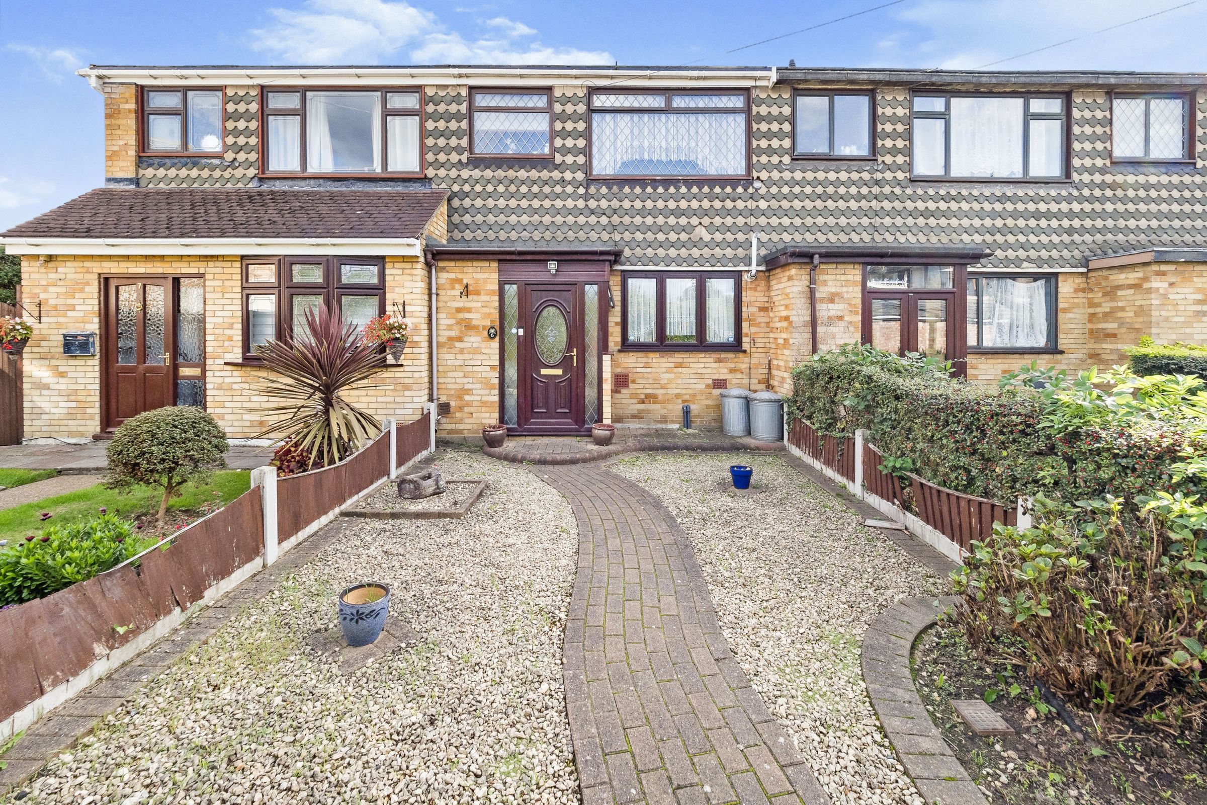 3 bed terraced house for sale in Livingstone Terrace, Rainham RM13 Zoopla