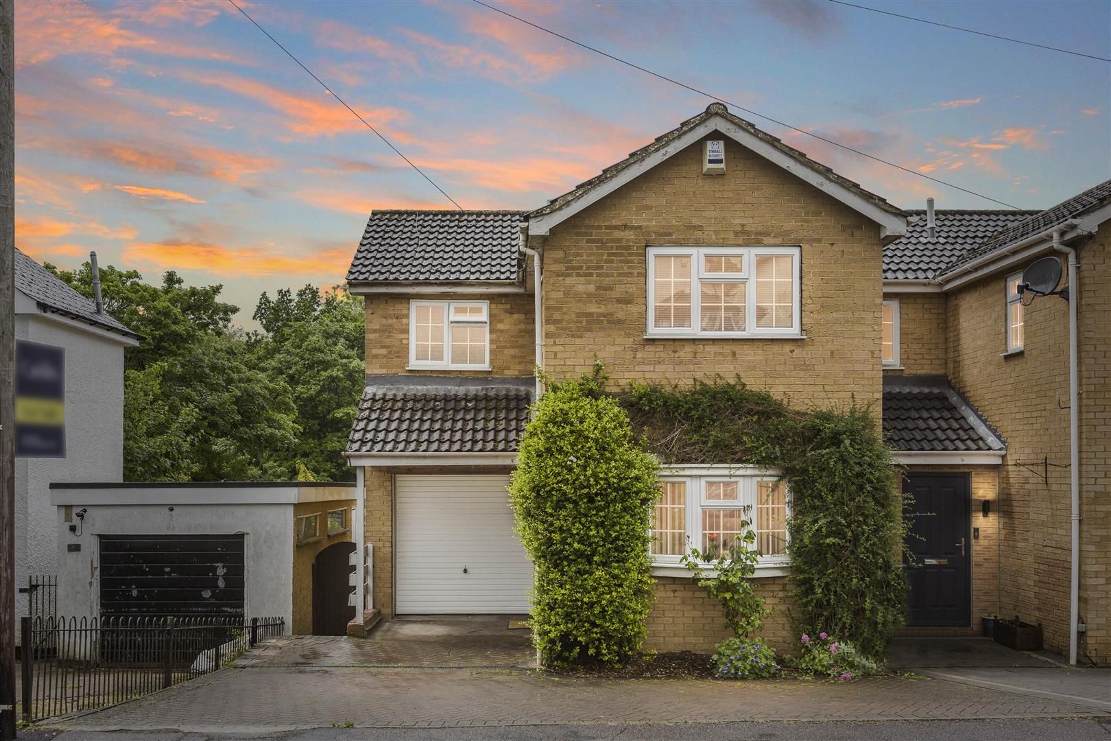 3 bed property for sale in Sunnyhill Road, Hemel Hempstead HP1 Zoopla