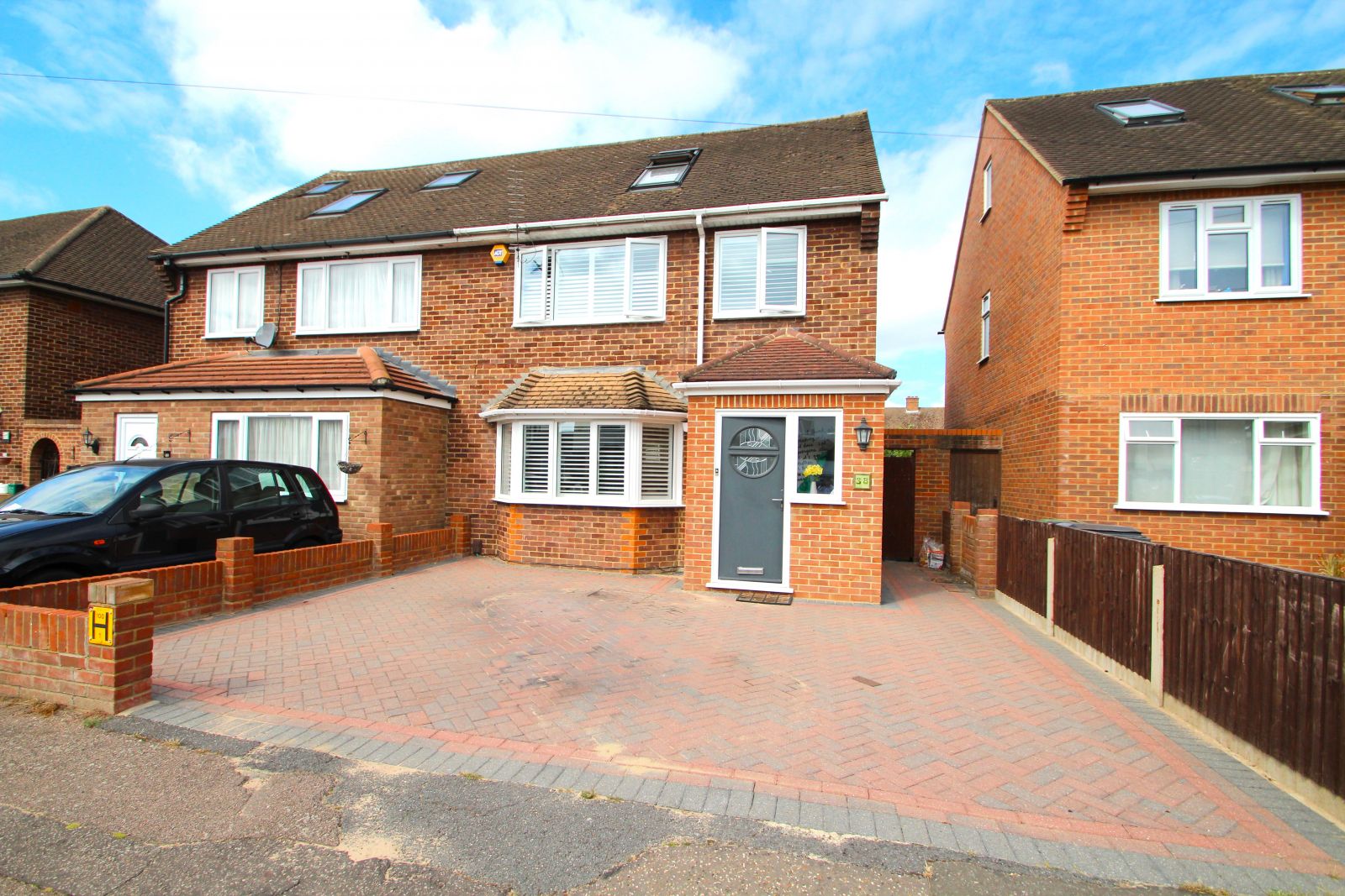 3 bed semidetached house for sale in Greensted Road, Loughton IG10
