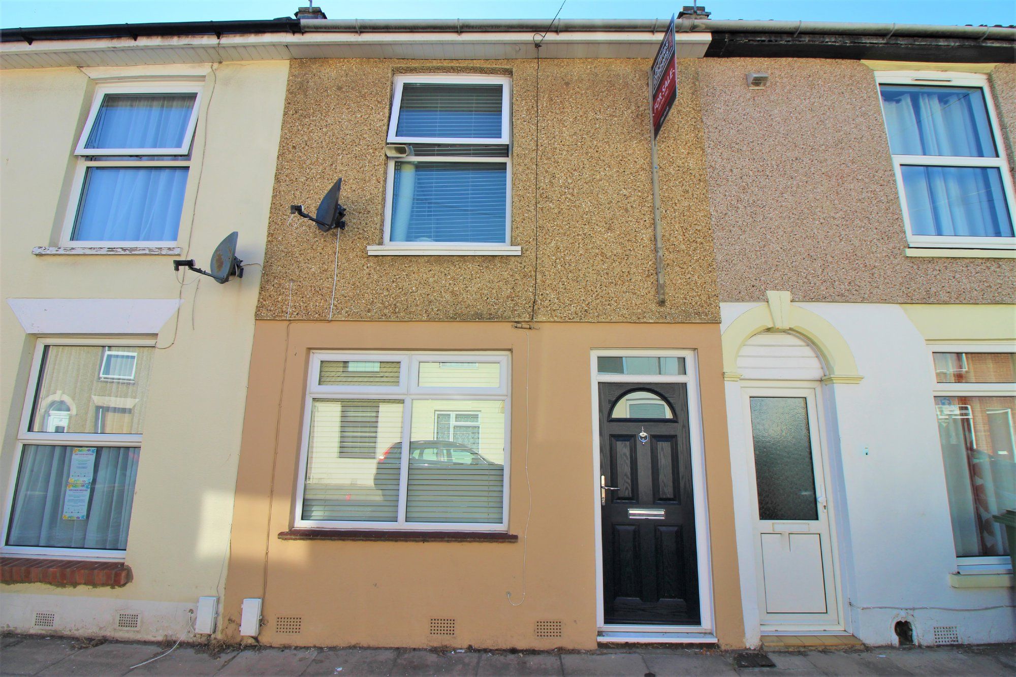 3 bed terraced house for sale in Cuthbert Road, Portsmouth PO1 Zoopla