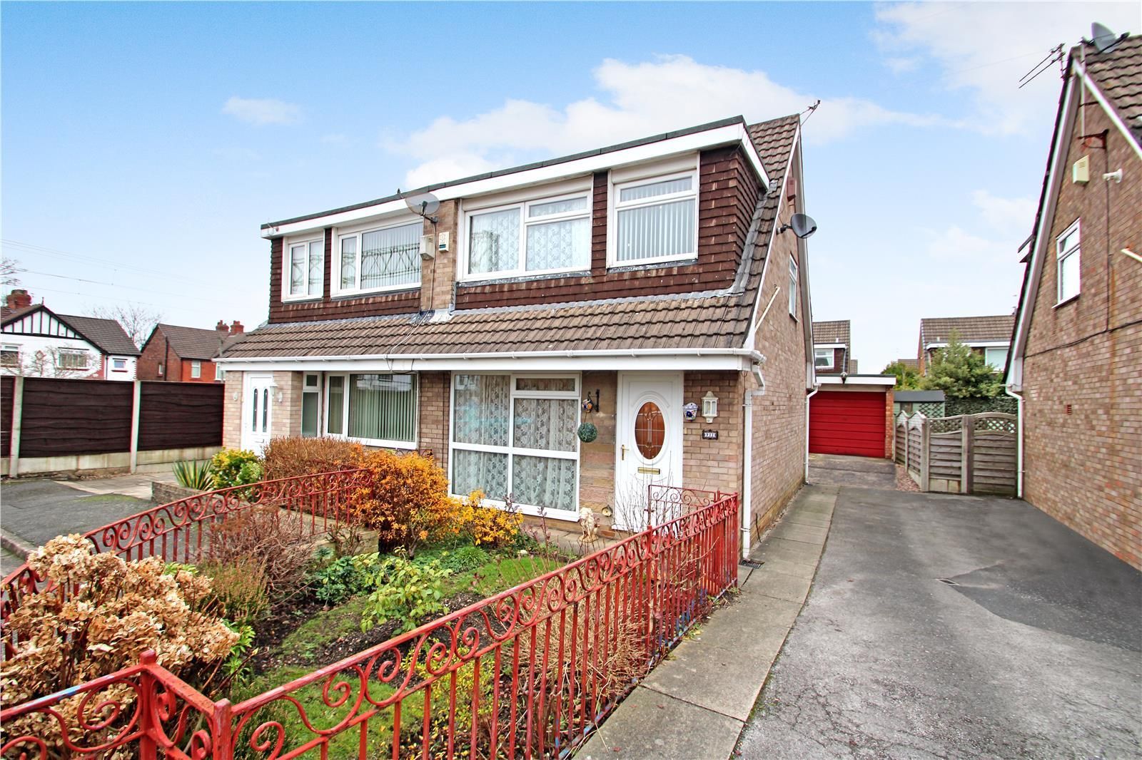 3 bed semidetached house for sale in Prestbury Avenue, Altrincham WA15