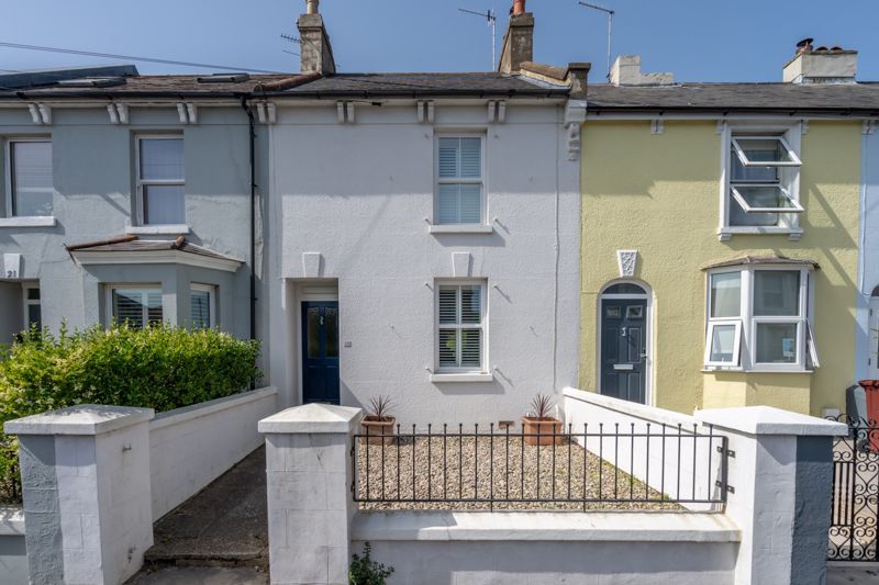 3 bed terraced house for sale in Oving Road, Chichester PO19 Zoopla