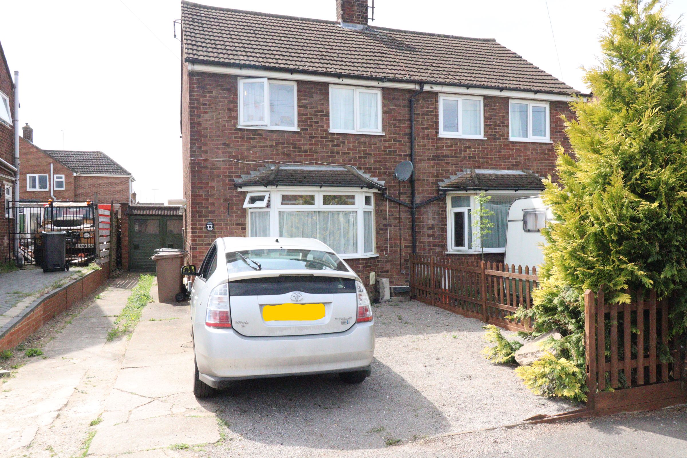 3 bed semidetached house for sale in Wordsworth Road, Luton LU4 Zoopla