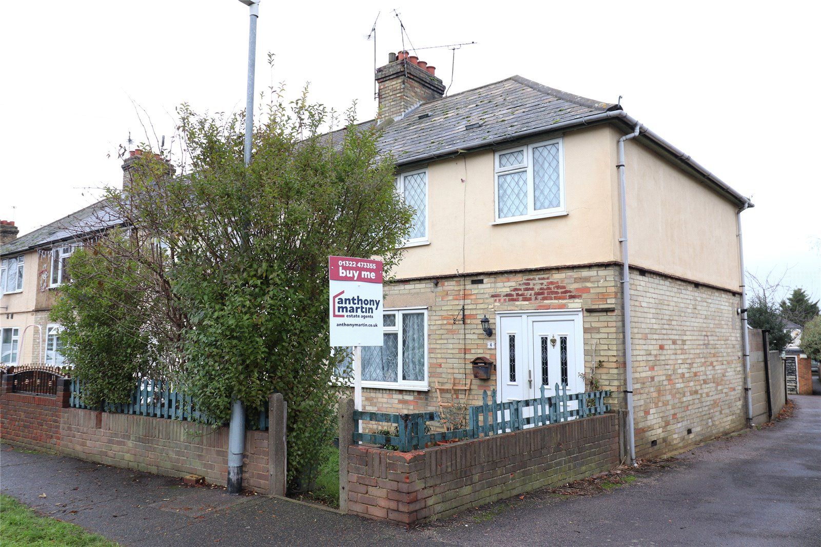 3 bed end terrace house for sale in Broad Road, Kent DA10 Zoopla