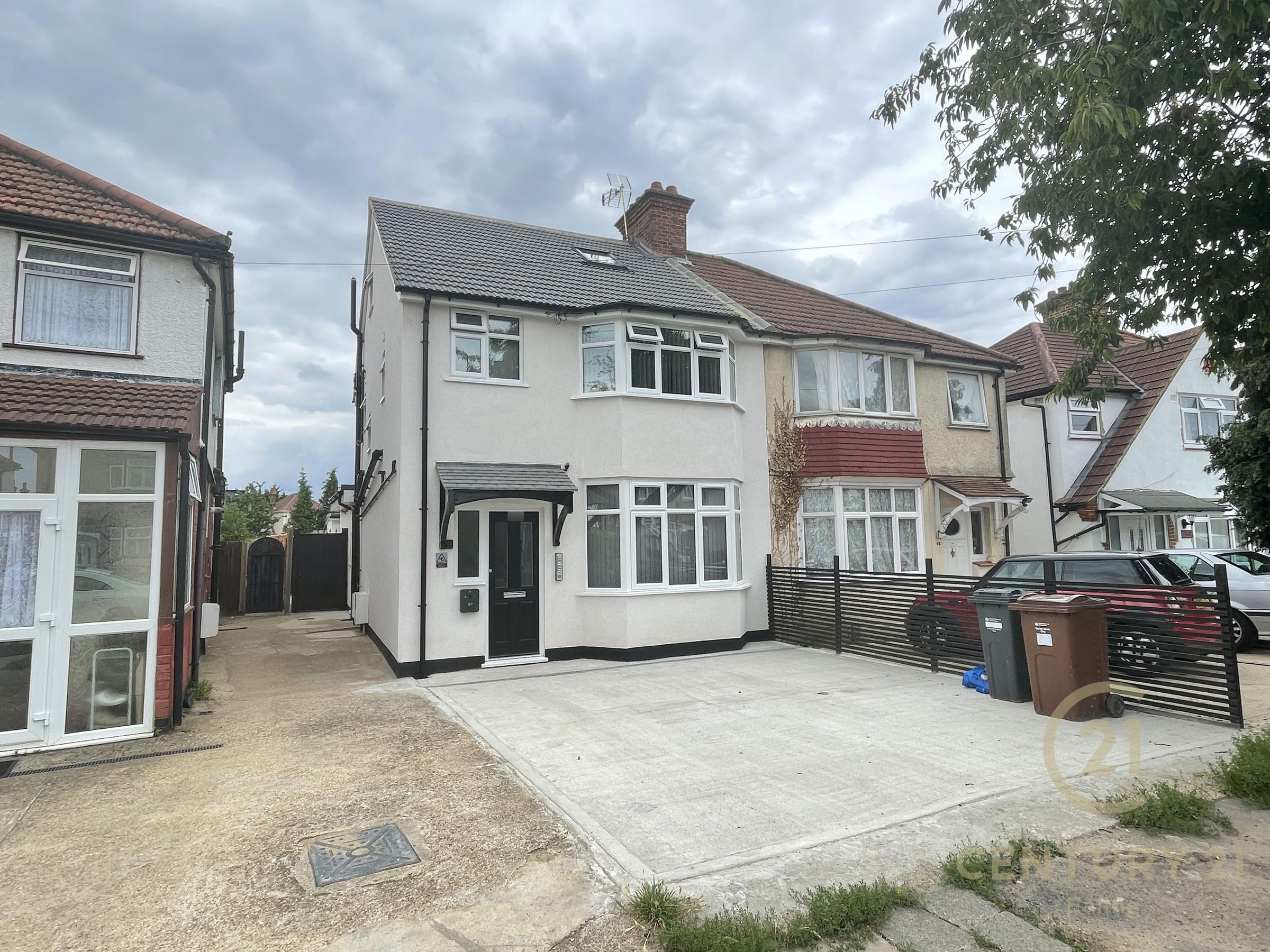 Room to rent in Heston Avenue, Heston, Hounslow TW5 Zoopla