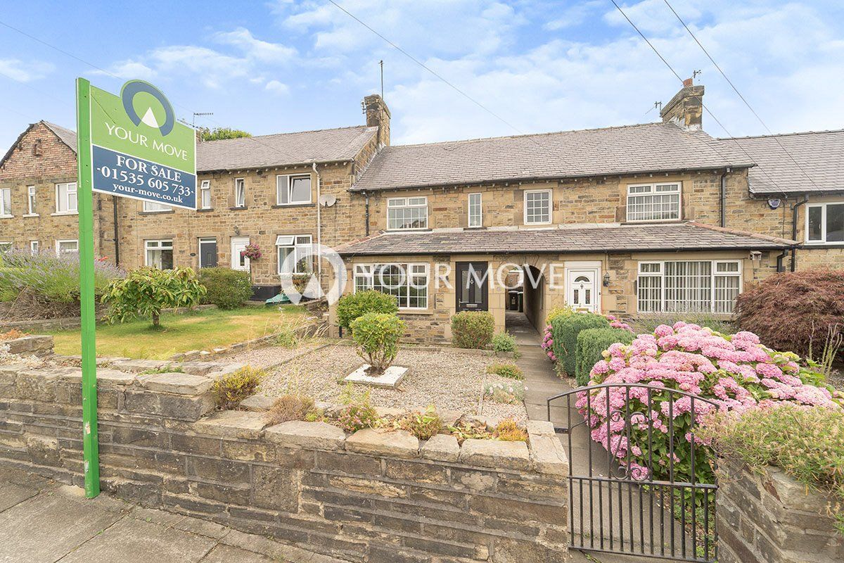3 bed terraced house for sale in Manor Road, Bingley, West Yorkshire