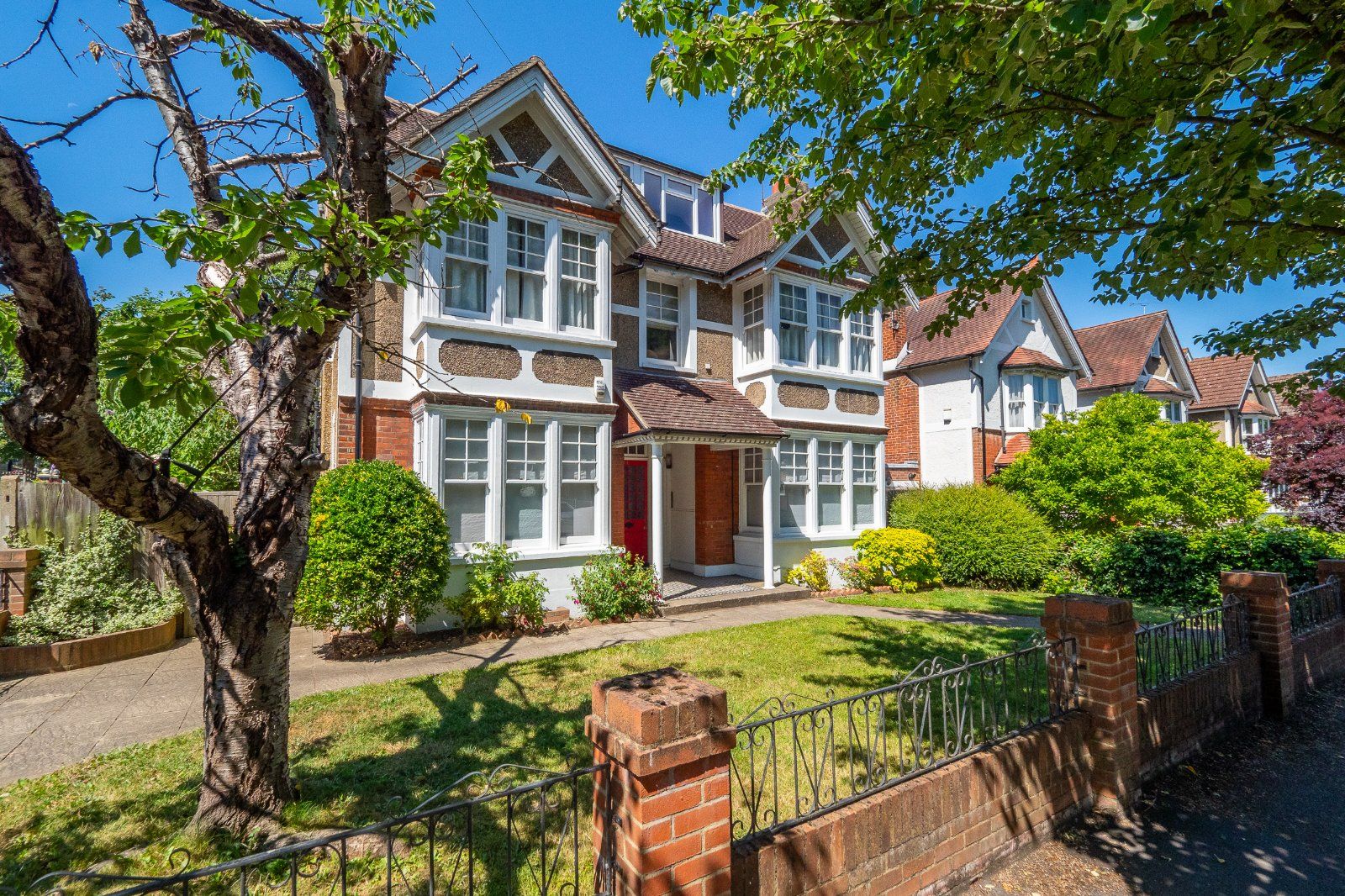 2 bed flat for sale in Park Hill Road, Wallington SM6 Zoopla