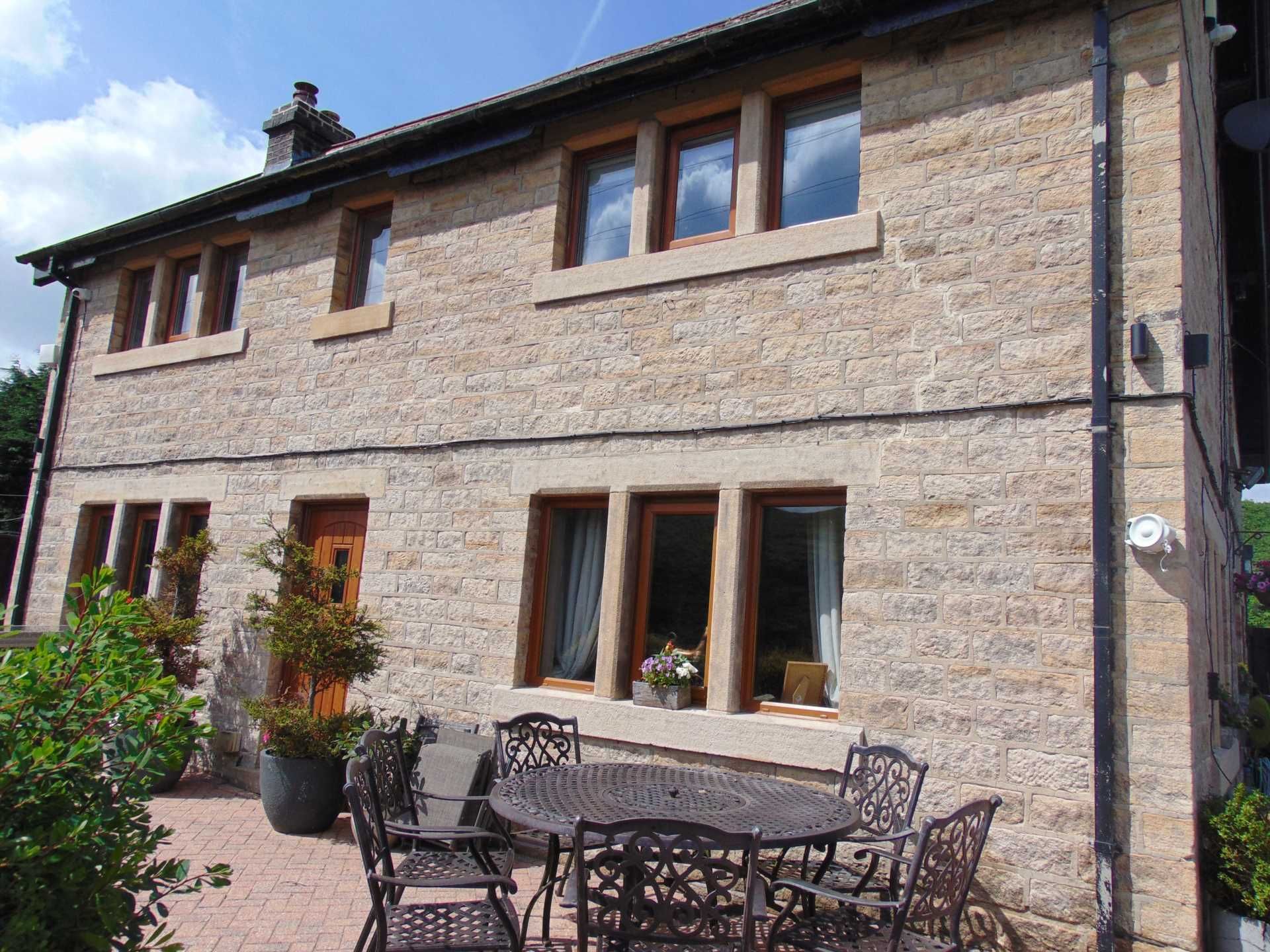 4 bed cottage for sale in Oldham Road, Rishworth HX6 Zoopla