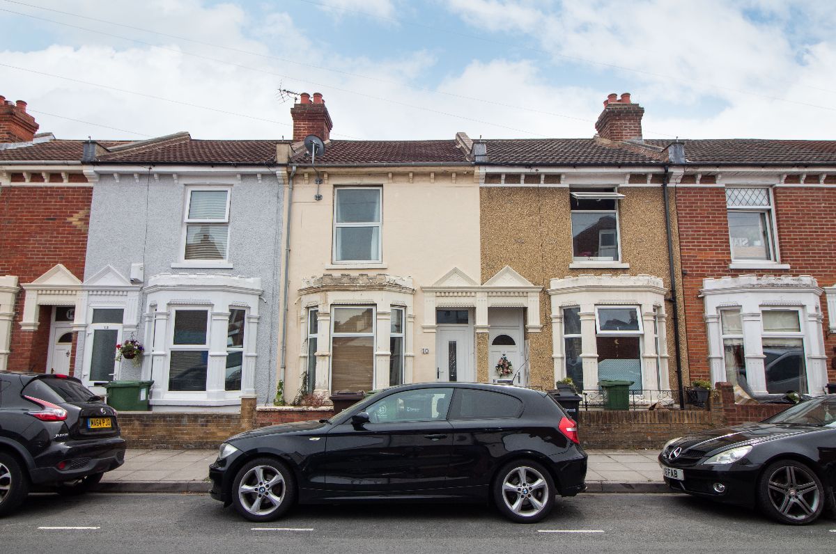 3 bed terraced house for sale in Teddington Road, Southsea PO4 Zoopla