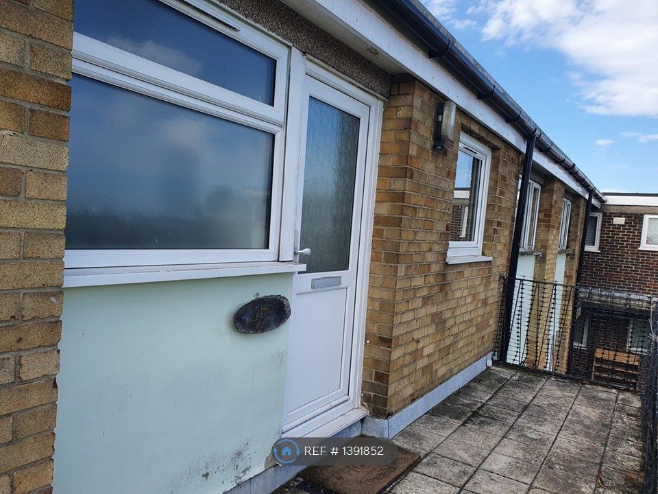 1 bed flat to rent in Lapis Close, Gravesend DA12 Zoopla