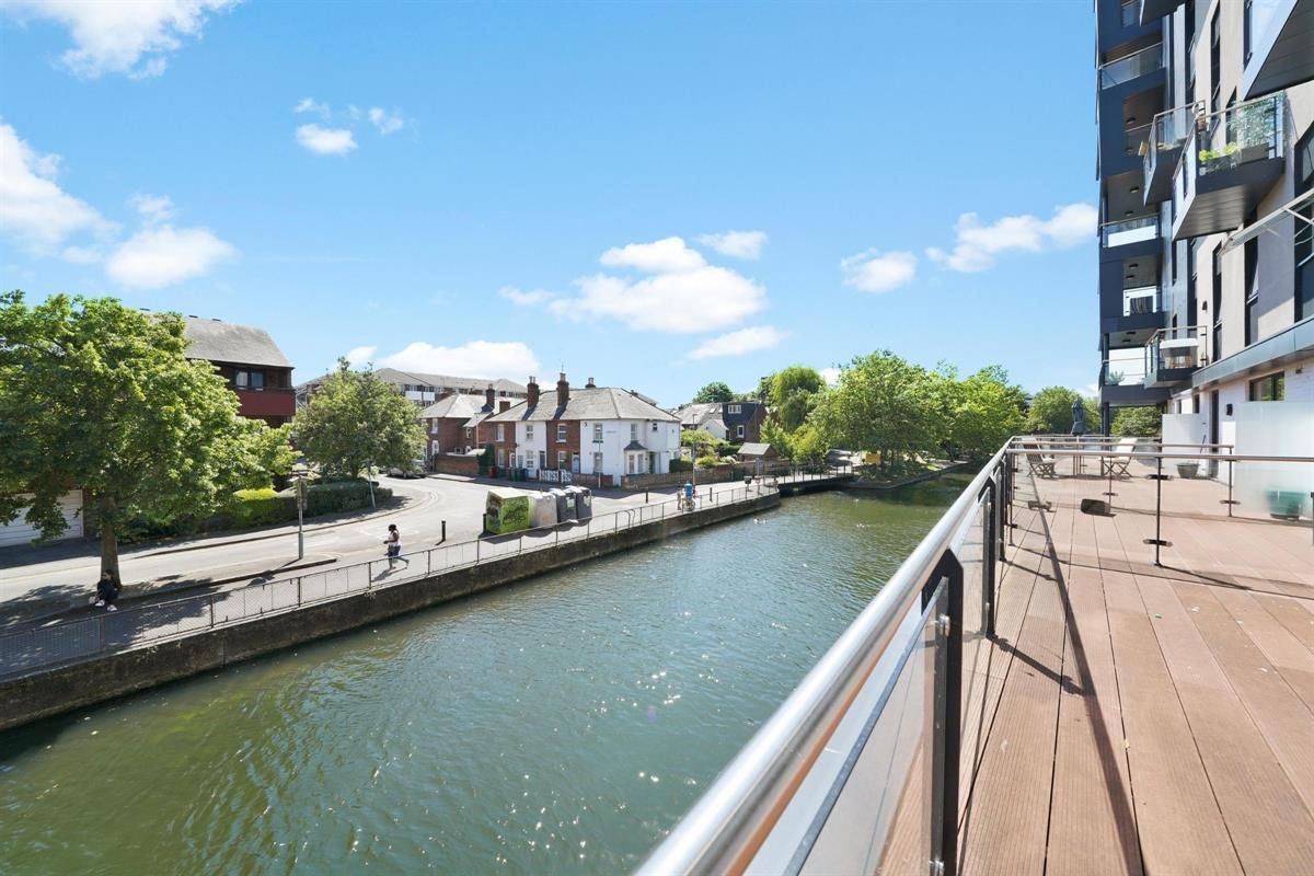 2 bed flat to rent in Kings Road, Reading RG1 Zoopla