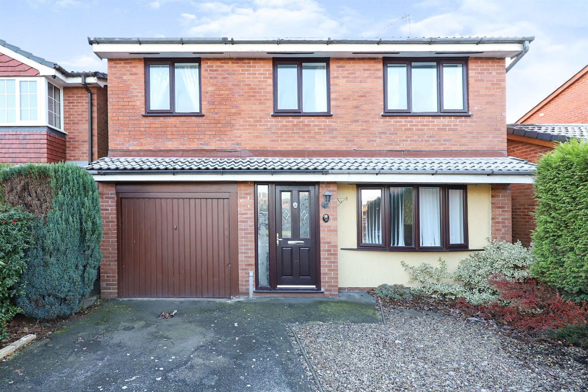 4 bed detached house for sale in Larchmere Drive, Essington