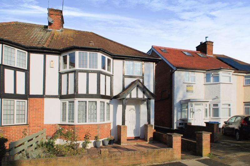 3 bed semidetached house for sale in Vivian Avenue, Wembley HA9 Zoopla
