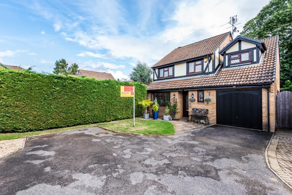 4 bed detached house for sale in Bagshot, Surrey GU19 Zoopla
