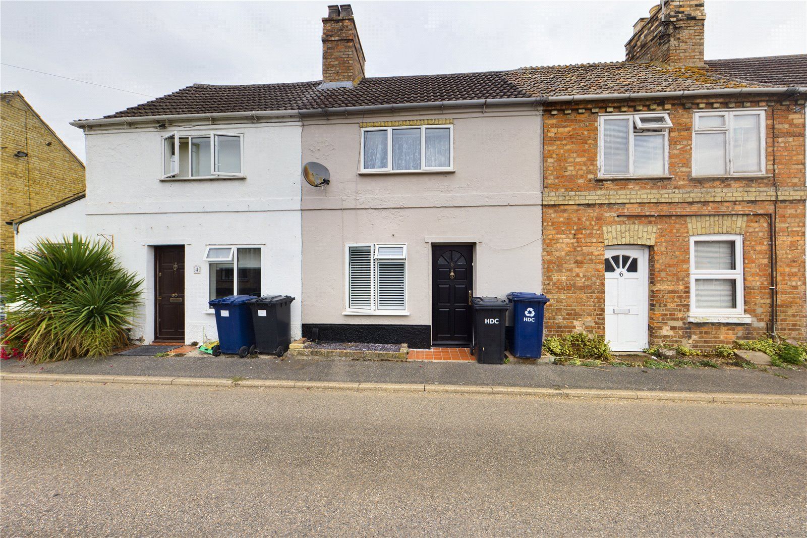 2 bed terraced house for sale in Oxford Road, St. Ives, Cambridgeshire